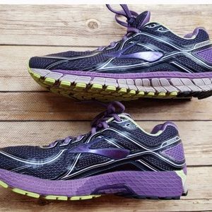 Brooks Running Women’s Adrenaline Gts shoes